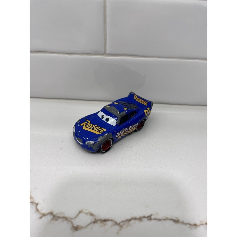 Disney Pixar Cars 3 FABULOUS LIGHTNING McQUEEN #95 RUST-EZE Blue Mattel Toy Car - Picture 2 of 5